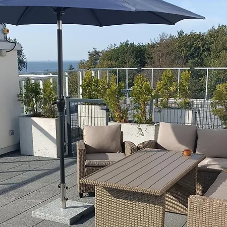 Klimatyczny Z Tarasem Na Dachu Apartment